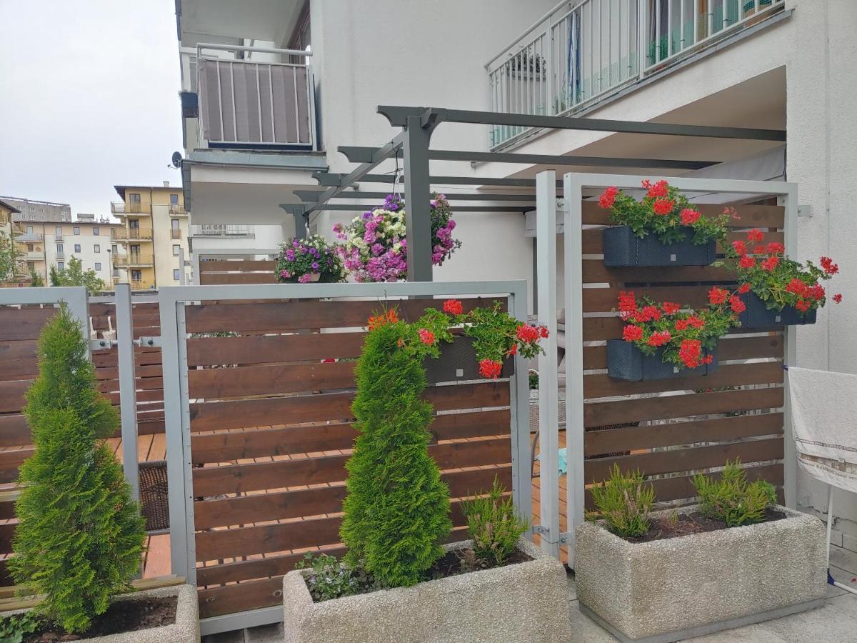 Swinoujscie Platan Patio 6 - Berry Apartments Dış mekan fotoğraf