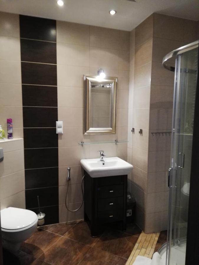 Swinoujscie Platan Patio 6 - Berry Apartments Dış mekan fotoğraf