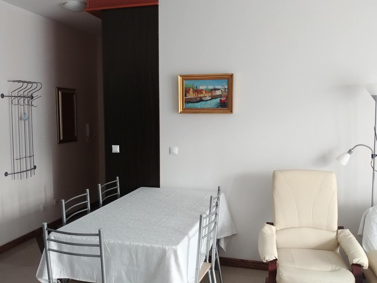 Swinoujscie Platan Patio 6 - Berry Apartments Dış mekan fotoğraf